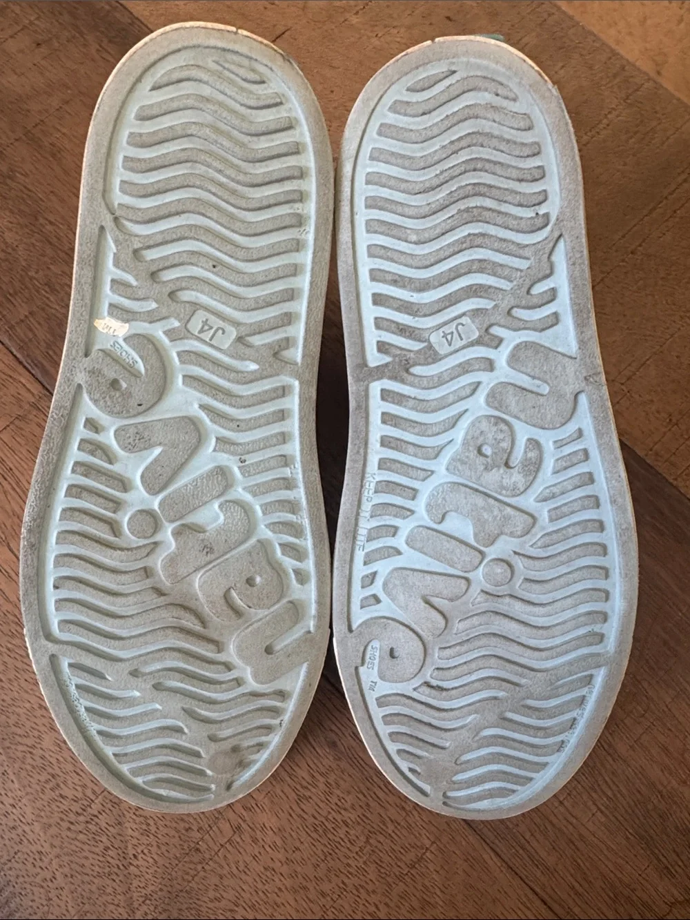 Native Kids Light Blue Slip-On Water Shoes with Pokemon Charms Size J4